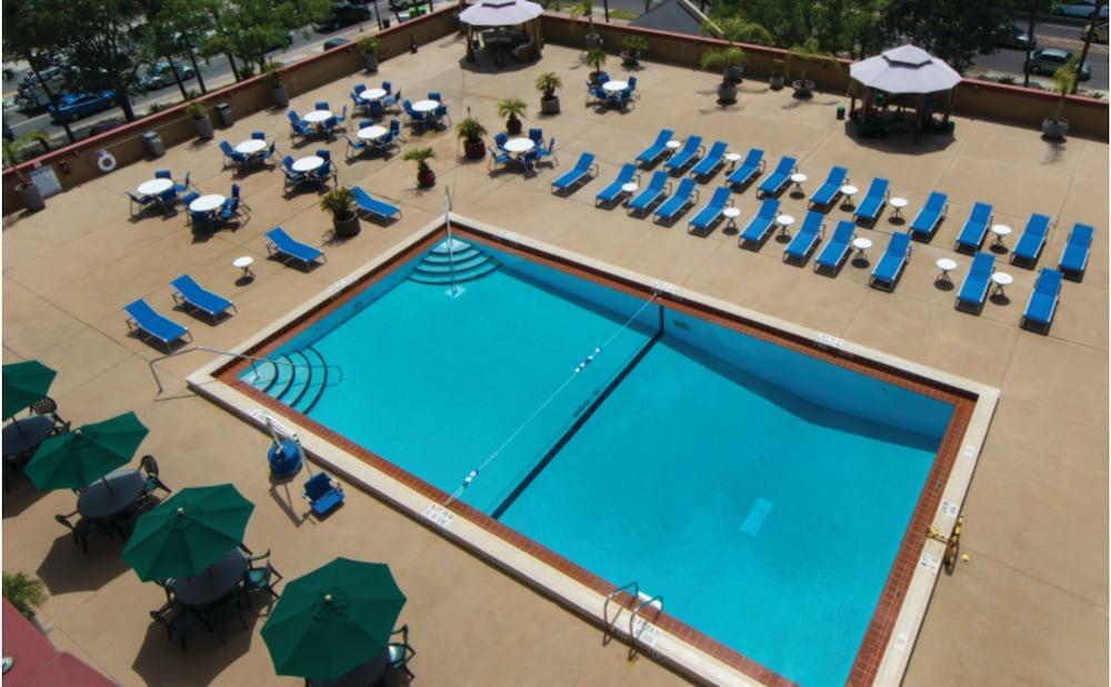 Holiday Inn Gainesville-University Center By Ihg Exteriör bild