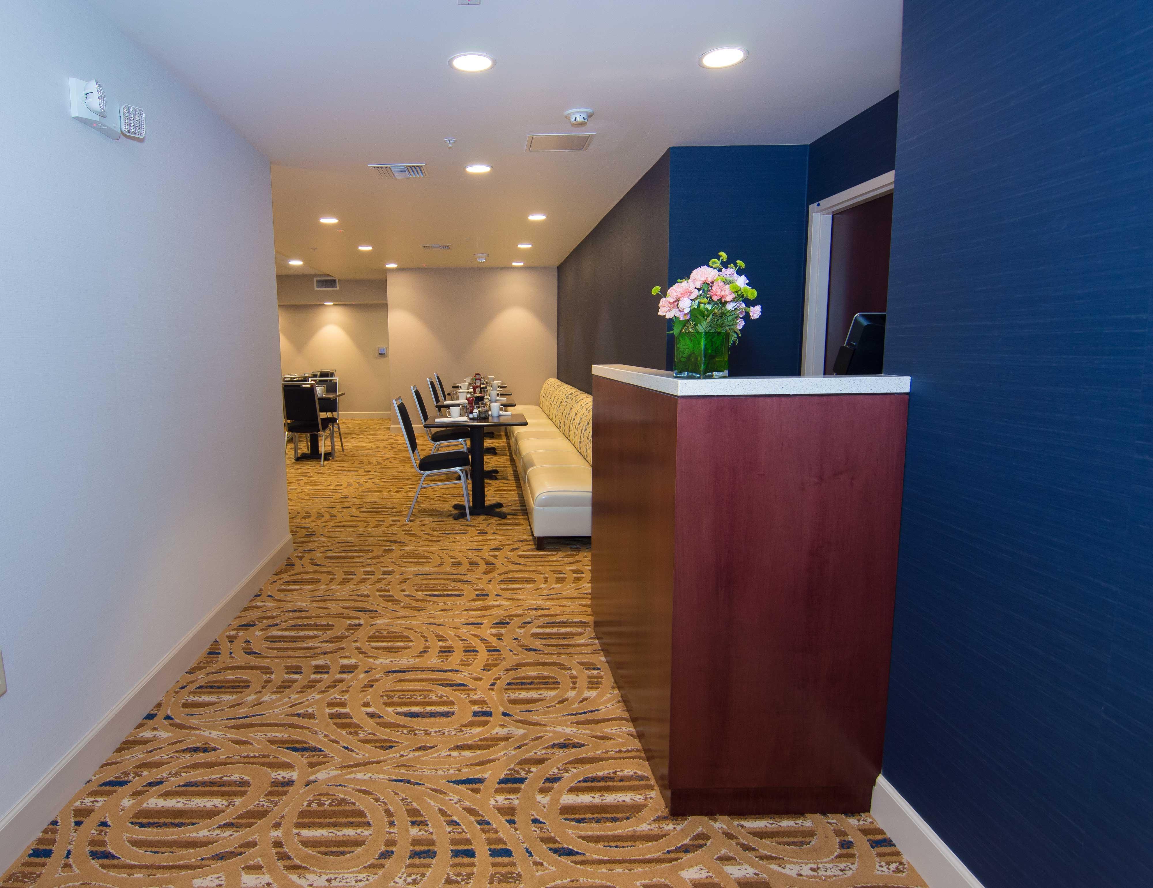 Holiday Inn Gainesville-University Center By Ihg Exteriör bild