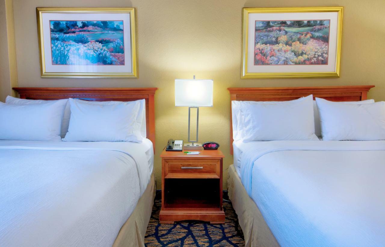Holiday Inn Gainesville-University Center By Ihg Exteriör bild