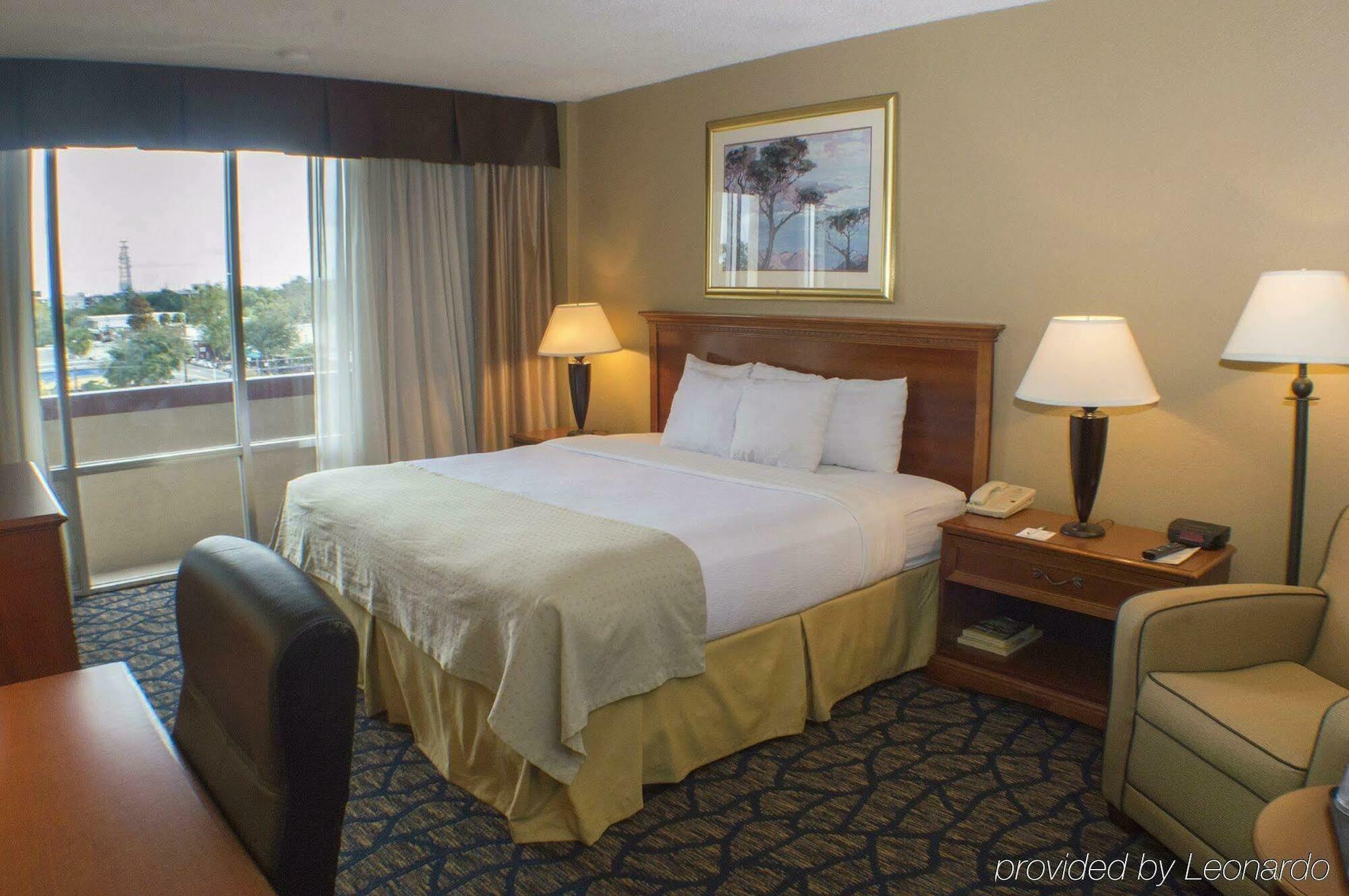 Holiday Inn Gainesville-University Center By Ihg Exteriör bild